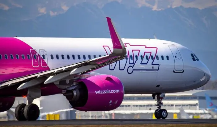 Dráma a Wizz Airnél – az egyik budapesti járat utasai 36 órája várják, hogy a gépük felszálljon