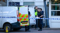 Holttestet találtak egy kórház mellé leparkolt kocsiban Közép-Angliában 2