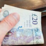 Átlagosan minden háztartás 2100 fonttal rosszabb helyzetben lesz a most következő év végére Nagy-Britanniában (friss adatok)
