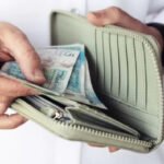 100 fontos kölcsönnek indult, havi majdnem 1000 fontot kellett visszafizetnie egy nőnek Angliában – egyre több az uzsorás a megélhetési válság miatt
