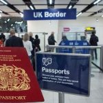 Botrányosan sok pénzt kér a brit kormány az állampolgárság megszerzéséért